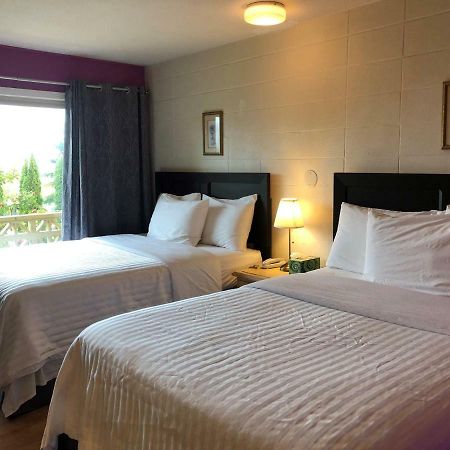Holiday House Motel Ladysmith Dış mekan fotoğraf