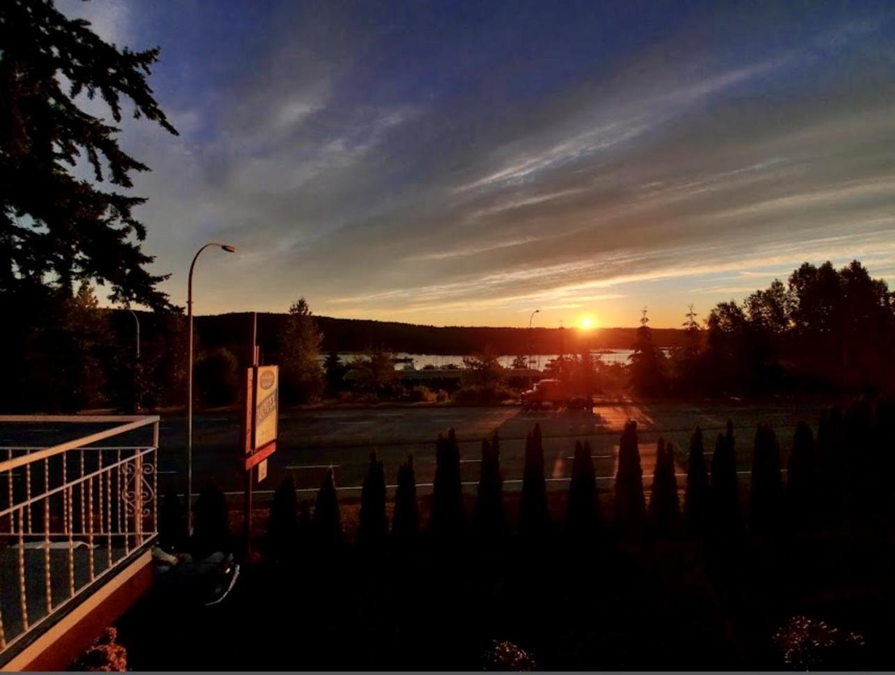 Holiday House Motel Ladysmith Dış mekan fotoğraf