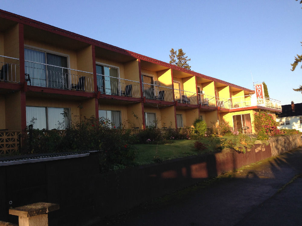 Holiday House Motel Ladysmith Dış mekan fotoğraf